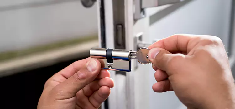 Emergency Locksmith for House Westminster